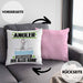 Angler Kissen mit Füllung 40x40 Geschenk für Angler Der Mann Der Alles Kann Geschenkidee zum Geburtstag (Grau) Rosa Trendation