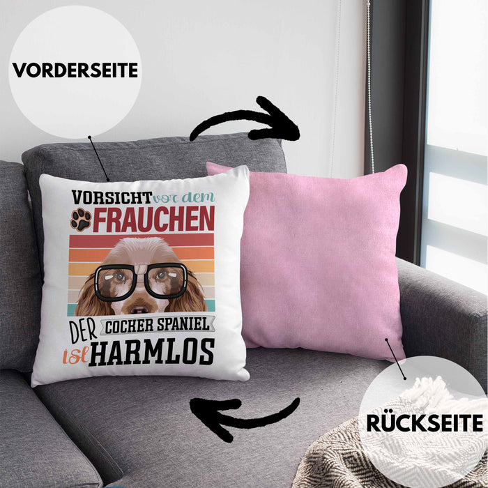 Cocker Spaniel Besitzerin Frauchen Kissen mit Füllung 40x40 Geschenk Lustiger Spruch Geschenkidee Vorsicht Vor Dem Frauchen (Grau) Rosa Trendation