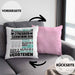 Synchronschwimmerin Geschenk Kaffee-Kissen mit Füllung 40x40 Geschenkidee für Synchronschwimmerin Ich Bin Synchronschwimmerin Ich Kann Es Dir Erklären Jedoch Nicht Für Dich Verstehen Spruch Lustig (Grau) Rosa Trendation