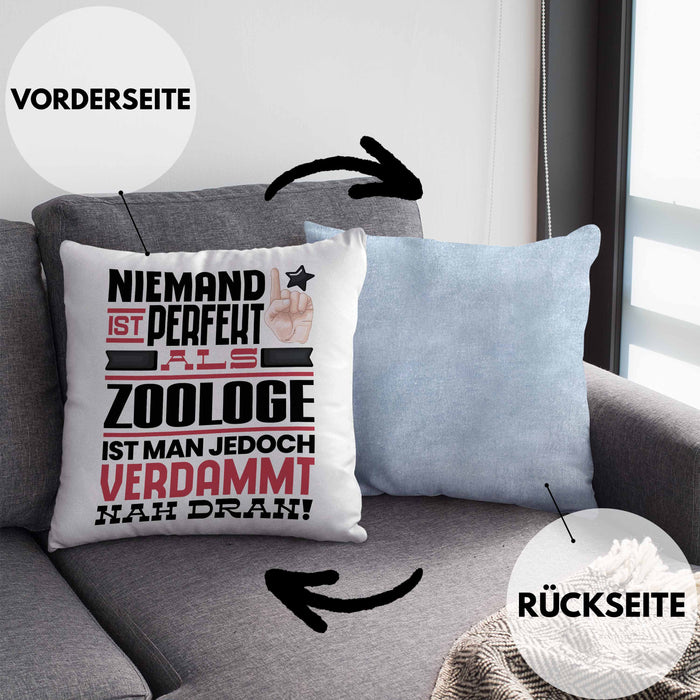 Zoologe Geschenk Kissen mit Füllung 40x40 Lustige Geschenkidee für Zoologe Geburtstag Niemand Ist Perfekt Aber Als Zoologe Ist Man Nah Dran (Grau) Blau Trendation