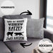 Katze Spruch Kissen mit Füllung 40x40 Lustig Geschenk Cat Kaffee Grafik Katzenliebhaber Geschenke Katzen (Grau) Grau Trendation