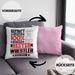 Wrestler Geschenk Lustiger Spruch für Wrestler Geschenkidee Bester Wrestler Der WeltKissen mit Füllung 40x40 (Grau) Rosa Trendation
