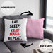 Krav Maga Kissen mit Füllung 40x40 Geschenk Kampfsportler Geschenkidee Selbstverteidigung (Grau) Rosa Trendation