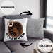 Holzwurm Kreissäge Kissen mit Füllung 40x40 Geschenk Holzarbeiter Geschenkidee Schreiner (Grau) Grau Trendation