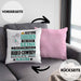 Rodeo-Cowboy Geschenk Kissen mit Füllung 40x40 Lustiger Spruch Erheben Sie Sich Der Rodeo-Cowboy Betritt den Raum (Grau) Rosa Trendation