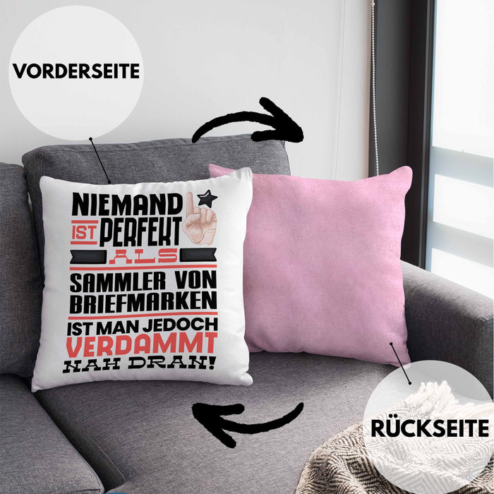 Sammler von Briefmarken Geschenk Kissen mit Füllung 40x40 Lustige Geschenkidee für Sammler von Briefmarken Geburtstag Niemand Ist Perfekt Aber Als Sammler von Briefmarken Ist Man Nah Dran (Grau) Rosa Trendation