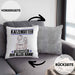 Katzensitter Kissen mit Füllung 40x40 Geschenk für Katzensitter Der Mann Der Alles Kann Geschenkidee zum Geburtstag (Grau) Grau Trendation