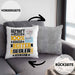 Segler Geschenk Lustiger Spruch für Segler Geschenkidee Bester Segler Der WeltKissen mit Füllung 40x40 (Grau) Grau Trendation