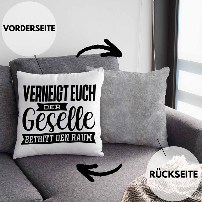 Geselle Prüfung Bestanden Kissen mit Füllung 40x40 Geschenk Verneigt Euch Der Geselle Betritt Den Raum (Grau) Grau Trendation
