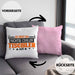 Kissen mit Füllung 40x40 Geschenk für Tischler Spruch So Sieht Ein Richtige Cooler Tischler Aus (Grau) Rosa Trendation