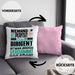 Dirigent Geschenk Kissen mit Füllung 40x40 Lustige Geschenkidee für Dirigent Geburtstag Niemand Ist Perfekt Aber Als Dirigent Ist Man Nah Dran (Grau) Rosa Trendation
