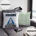 Serienjunkie Kissen mit Füllung 40x40 Geschenk für Serienjunkie Der Mann Der Alles Kann Geschenkidee zum Geburtstag (Grau) Grün Trendation