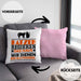 Katze Kissen mit Füllung 40x40 Geschenk Spruch Geschenkidee für Katzen-Mama Papa Katzenliebhaber Katzen Regieren Das Haus Wir Dienen Nur Als Personal (Grau) Rosa Trendation