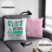So Sieht Ein Richtig Cooler Serienjunkie Aus Geschenk Kissen mit Füllung 40x40 Lustiger Spruch Geschenkidee (Grau) Rosa Trendation
