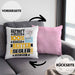 Segler Geschenk Lustiger Spruch für Segler Geschenkidee Bester Segler Der WeltKissen mit Füllung 40x40 (Grau) Rosa Trendation