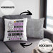 Designer Geschenk Kissen mit Füllung 40x40 Lustiger Spruch Erheben Sie Sich Der Designer Betritt den Raum (Grau) Grau Trendation