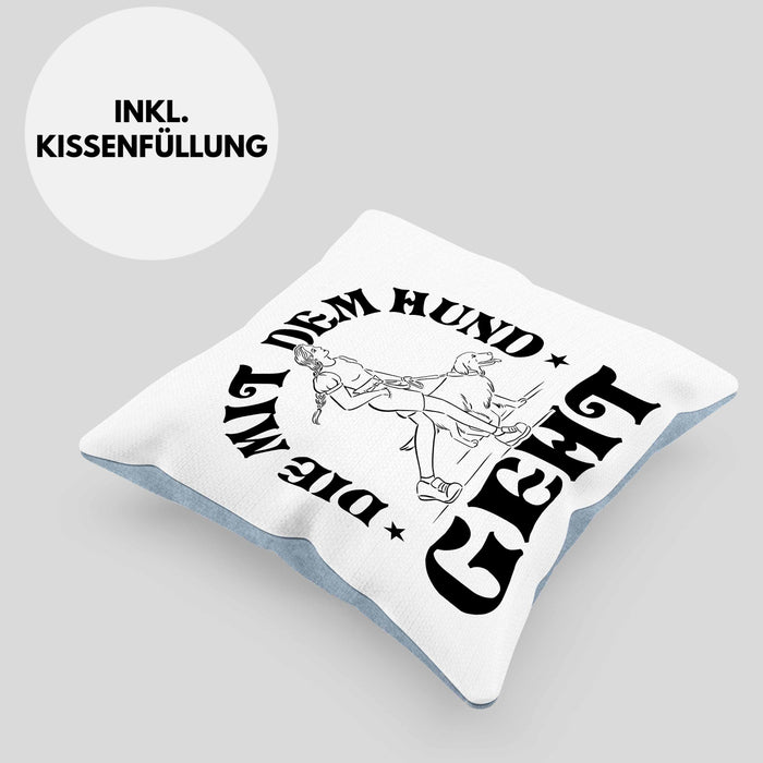 Die Mit Dem Hund Geht Kissen mit Füllung 40x40 Geschenk für Frauchen Hundebesitzerin Geschenkidee (Grau) Blau Trendation