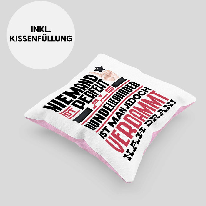 Hundeliebhaber Geschenk Kissen mit Füllung 40x40 Lustige Geschenkidee für Hundeliebhaber Geburtstag Niemand Ist Perfekt Aber Als Hundeliebhaber Ist Man Nah Dran (Grau) Rosa Trendation