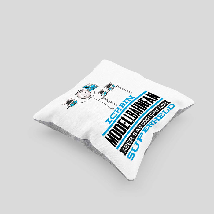 Modellbahnfan Geschenk Kissen mit Füllung 40x40 Ich Bin Modellbahnfan Aber Sag Doch Einfach Superheld Lustige Geschenkdiee für Modellbahnfan (Grau) Grau Trendation