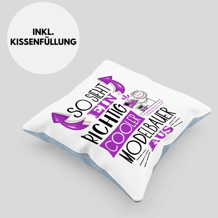 Modelbauer Kissen mit Füllung 40x40 So Sieht Ein Richtig Cooler Modelbauer Aus Geschenk Lustiger Spruch Geschenkidee (Grau) Blau Trendation