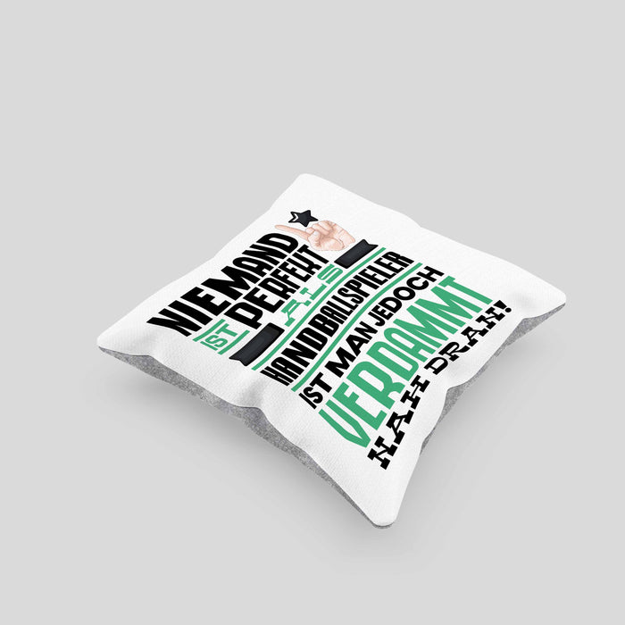 Handballspieler Geschenk Kissen mit Füllung 40x40 Lustige Geschenkidee für Handballspieler Geburtstag Niemand Ist Perfekt Aber Als Handballspieler Ist Man Nah Dran (Grau) Grau Trendation