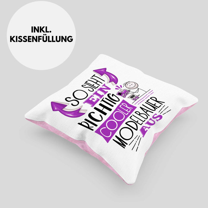 Modelbauer Kissen mit Füllung 40x40 So Sieht Ein Richtig Cooler Modelbauer Aus Geschenk Lustiger Spruch Geschenkidee (Grau) Rosa Trendation