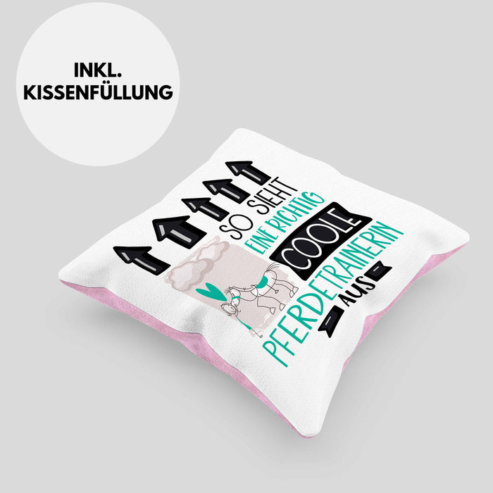 Pferdetrainerin Geschenk Kissen mit Füllung 40x40 Lustig Geschenkidee für Pferdetrainerin Geburtstag So Sieht Eine Richtig Coole Pferdetrainerin Aus Frauen Spruch (Grau) Rosa Trendation