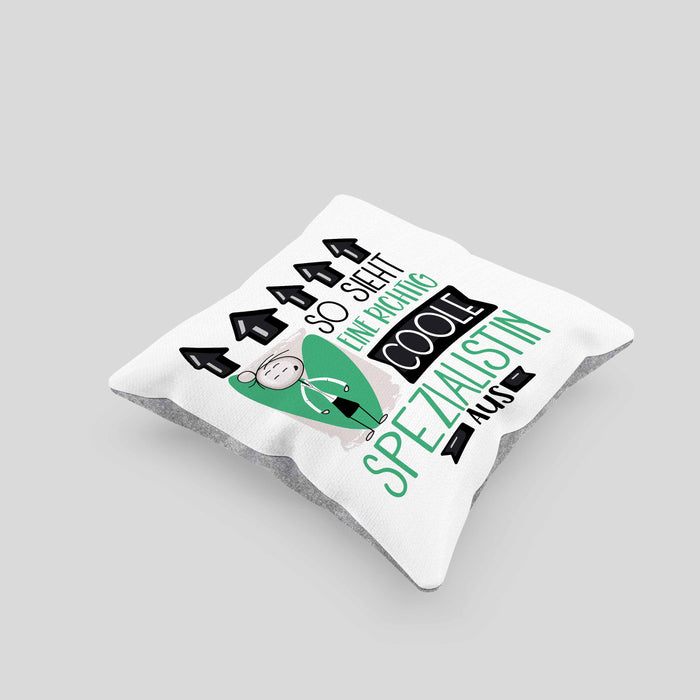 Spezialistin Geschenk Kissen mit Füllung 40x40 Lustig Geschenkidee für Spezialistin Geburtstag So Sieht Eine Richtig Coole Spezialistin Aus Frauen Spruch (Grau) Grau Trendation