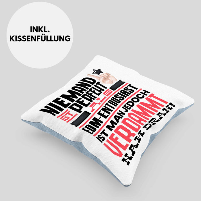 EDM-Enthusiast Geschenk Kissen mit Füllung 40x40 Lustige Geschenkidee für EDM-Enthusiast Geburtstag Niemand Ist Perfekt Aber Als EDM-Enthusiast Ist Man Nah Dran (Grau) Blau Trendation