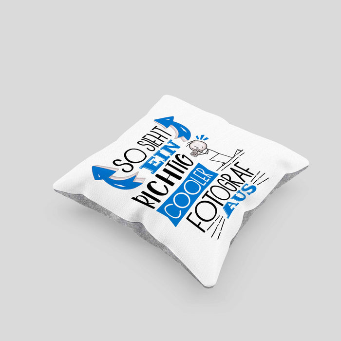 Fotograf Kissen mit Füllung 40x40 Geschenk So Sieht Ein RIchtig Cooler Fotograf Aus Geschenkidee Lustiger Spruch Geburtstag (Grau) Grau Trendation