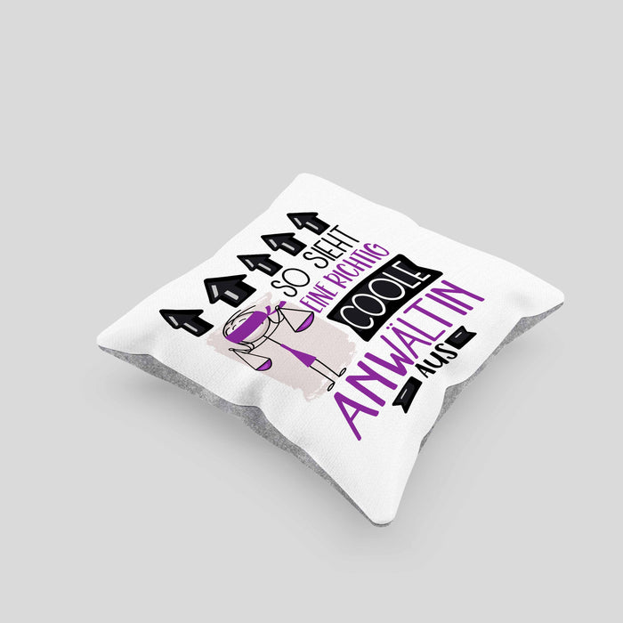 Anwältin Geschenk Kissen mit Füllung 40x40 Lustig Geschenkidee für Anwältin Geburtstag So Sieht Eine Richtig Coole Anwältin Aus Frauen Spruch (Grau) Grau Trendation