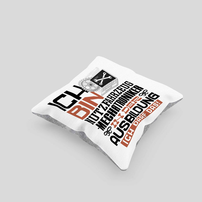 Nutzfahrzeugmechatroniker Ausbildung Kissen mit Füllung 40x40 Geschenk Ich Bin Nutzfahrzeugmechatroniker In Der Ausbildung Ich Darf Das Geschenkidee Spruch (Grau) Grau Trendation