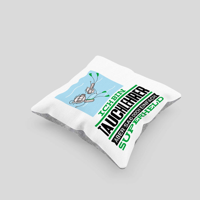 Tauchlehrer Geschenk Kissen mit Füllung 40x40 Ich Bin Tauchlehrer Aber Sag Doch Einfach Superheld Lustige Geschenkdiee für Tauchlehrer (Grau) Grau Trendation