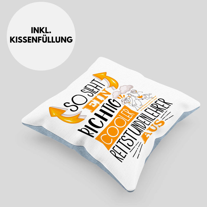 Reitstundenlehrer Kissen mit Füllung 40x40 So Sieht Ein Richtig Cooler Reitstundenlehrer Aus Geschenk Lustiger Spruch Geschenkidee (Grau) Blau Trendation