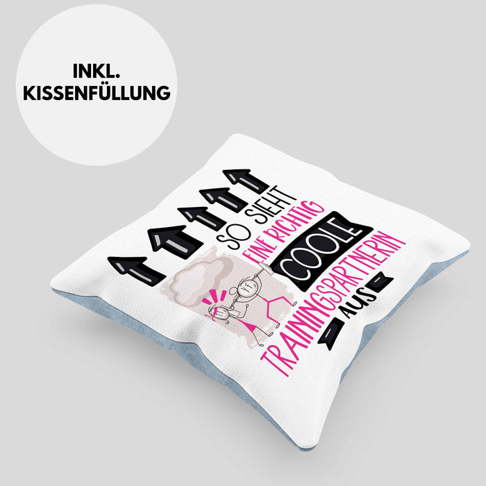 Trainingspartnerin Geschenk Kissen mit Füllung 40x40 Lustig Geschenkidee für Trainingspartnerin Geburtstag So Sieht Eine Richtig Coole Trainingspartnerin Aus Frauen Spruch (Grau) Blau Trendation