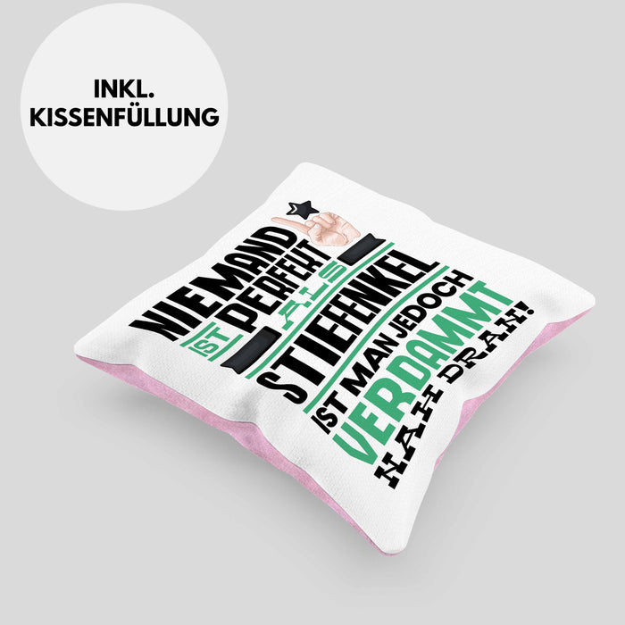 Stiefenkel Geschenk Kissen mit Füllung 40x40 Lustige Geschenkidee für Stiefenkel Geburtstag Niemand Ist Perfekt Aber Als Stiefenkel Ist Man Nah Dran (Grau) Rosa Trendation
