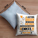 Enkel Geschenk Kissen mit Füllung 40x40 Lustiger Spruch Erheben Sie Sich Der Enkel Betritt den Raum (Grau) Blau Trendation