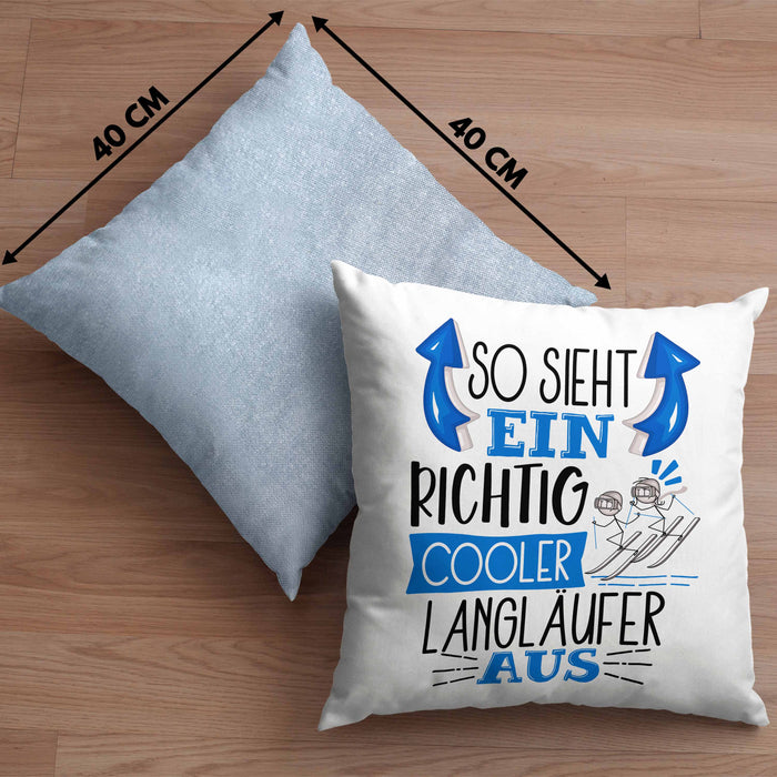 So Sieht Ein Richtig Cooler Langläufer Aus Geschenk Kissen mit Füllung 40x40 Lustiger Spruch Geschenkidee (Grau) Blau Trendation