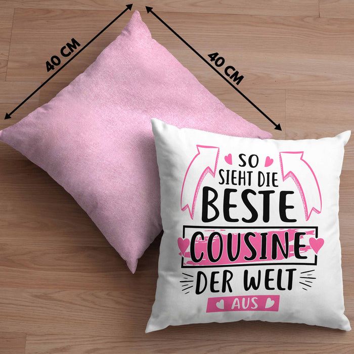Cousine Kissen mit Füllung 40x40 Geschenk So Sieht Die Beste Cousine Der Welt Aus Geschenkidee (Grau) Rosa Trendation