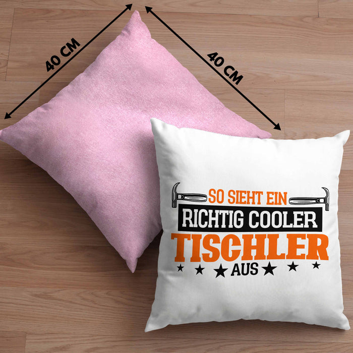 Kissen mit Füllung 40x40 Geschenk für Tischler Spruch So Sieht Ein Richtige Cooler Tischler Aus (Grau) Rosa Trendation