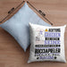 Bocciapieler Geschenk Kissen mit Füllung 40x40 Lustiger Spruch Erheben Sie Sich Der Bocciapieler Betritt den Raum (Grau) Blau Trendation