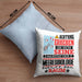 Meeresbiologe Geschenk Kissen mit Füllung 40x40 Lustiger Spruch Erheben Sie Sich Der Meeresbiologe Betritt den Raum (Grau) Blau Trendation