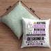 Designer Geschenk Kissen mit Füllung 40x40 Lustiger Spruch Erheben Sie Sich Der Designer Betritt den Raum (Grau) Grün Trendation