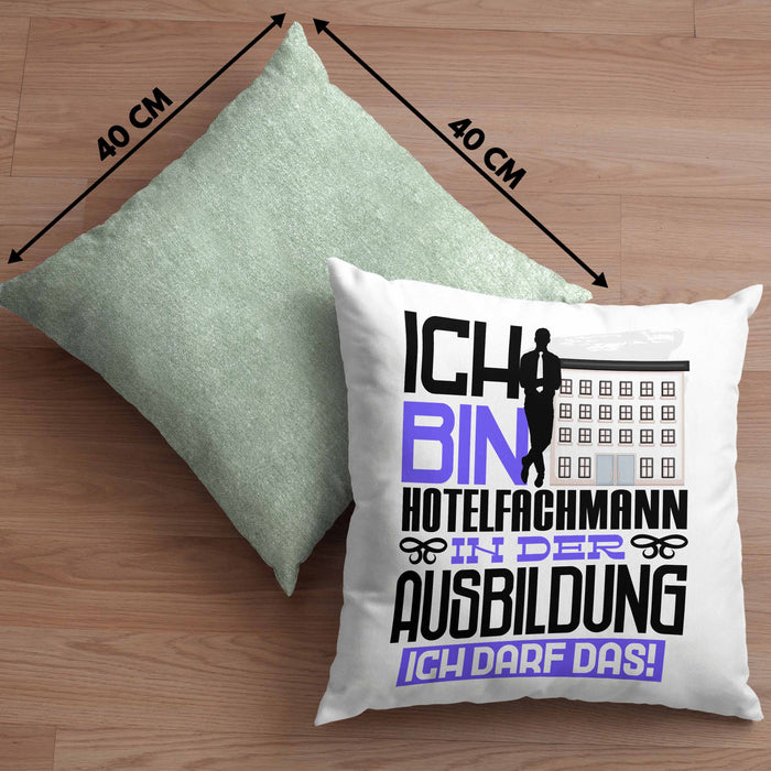 Hotelfachmann Ausbildung Kissen mit Füllung 40x40 Geschenk Ich Bin Hotelfachmann In Der Ausbildung Ich Darf Das Geschenkidee Spruch (Grau) Grün Trendation