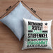 Stiefenkel Geschenk Kissen mit Füllung 40x40 Lustige Geschenkidee für Stiefenkel Geburtstag Niemand Ist Perfekt Aber Als Stiefenkel Ist Man Nah Dran (Grau) Blau Trendation