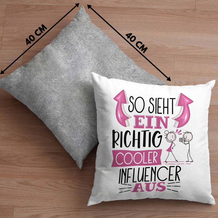 Influencer Kissen mit Füllung 40x40 Geschenk So Sieht Ein RIchtig Cooler Influencer Aus Geschenkidee Lustiger Spruch Geburtstag (Grau) Grau Trendation