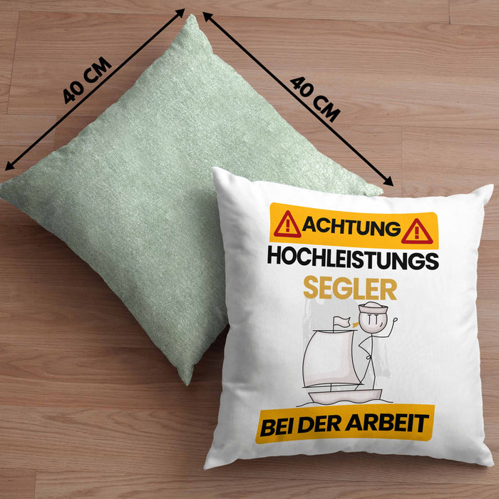 Segler Kissen mit Füllung 40x40 Geschenk Lustiger Spruch Geschenkidee für Segler Achtung Hochleistungs Segler Bei Der Arbeit (Grau) Grün Trendation