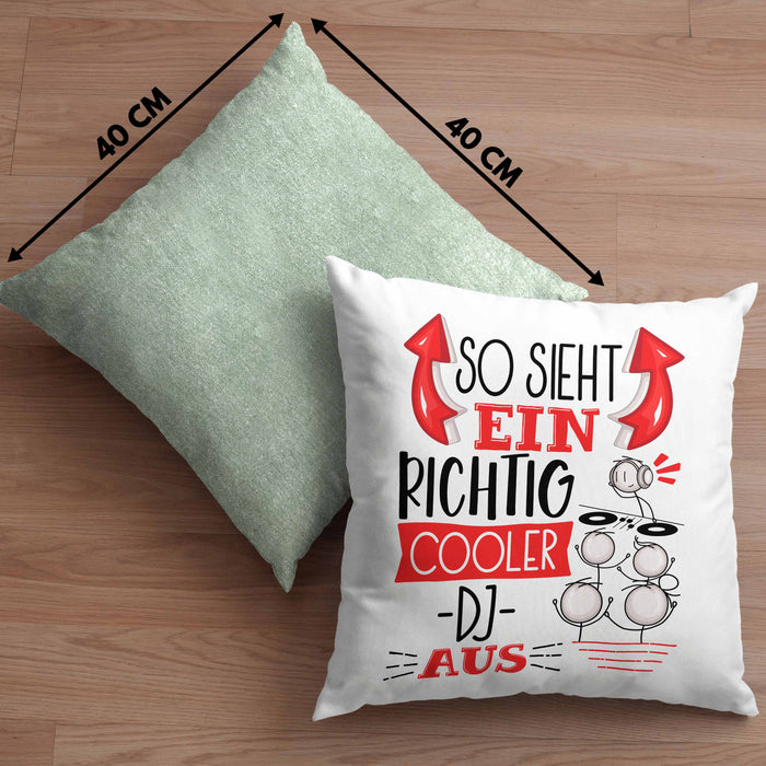 DJ Kissen mit Füllung 40x40 Geschenk So Sieht Ein RIchtig Cooler DJ Aus Geschenkidee Lustiger Spruch Geburtstag (Grau) Grün Trendation