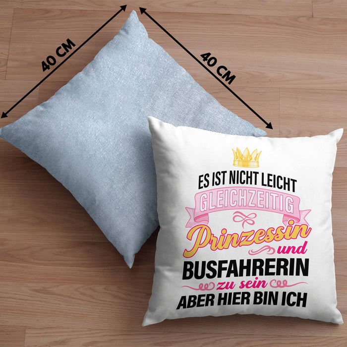 Busfahrerin Geschenk Kissen mit Füllung 40x40 Lustig Spruch Geschenkidee Bus-Fahrerin Prinzessin Zubehör (Grau) Blau Trendation