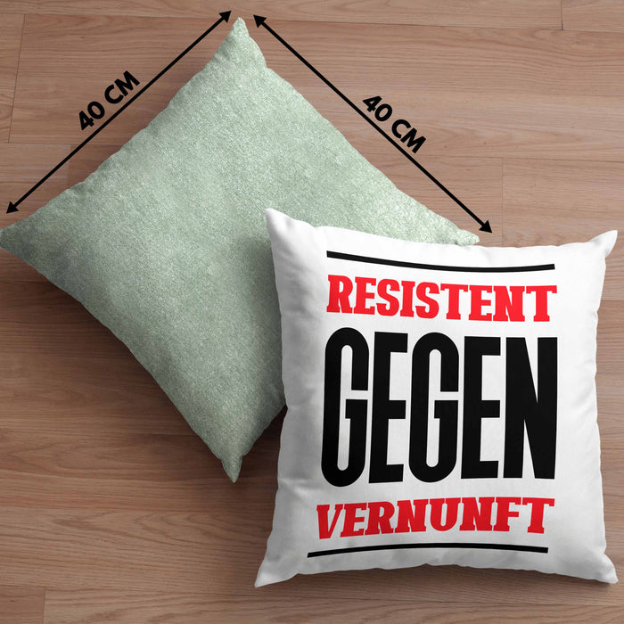 System Kissen mit Füllung 40x40 Geschenk Spruch Lustig Resistent Gegen Vernupft Geschenkidee Geburtstag (Grau) Grün Trendation